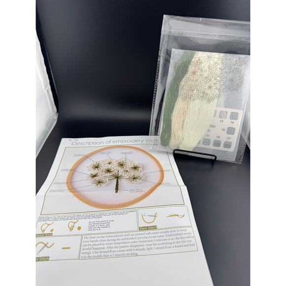 New Queen Anne's Lace Floral Embroidery Kit - No. 767 - Picture 3 of 3